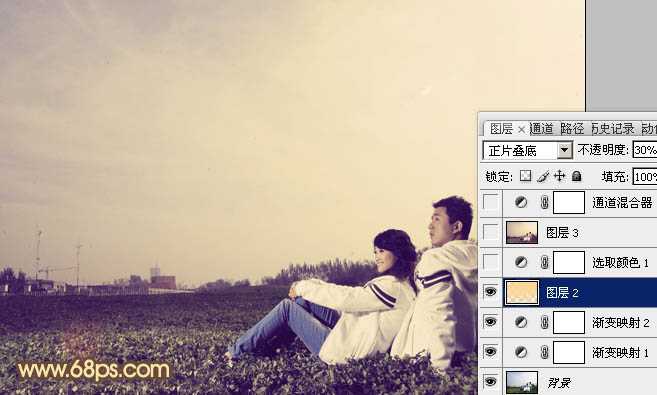 Photoshop将外景情侣图片调成柔和的紫黄色